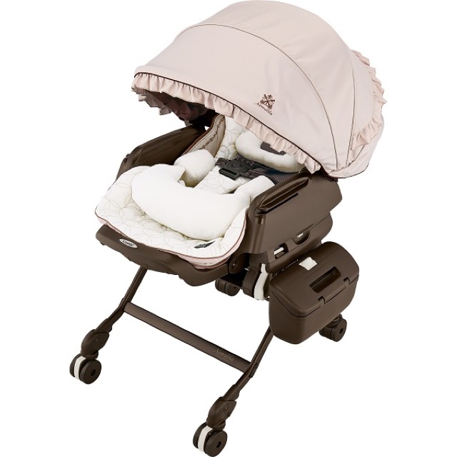 コンビ ホワイトレーベル ネムリラ AUTO SWING プレミアムダッコプラス  